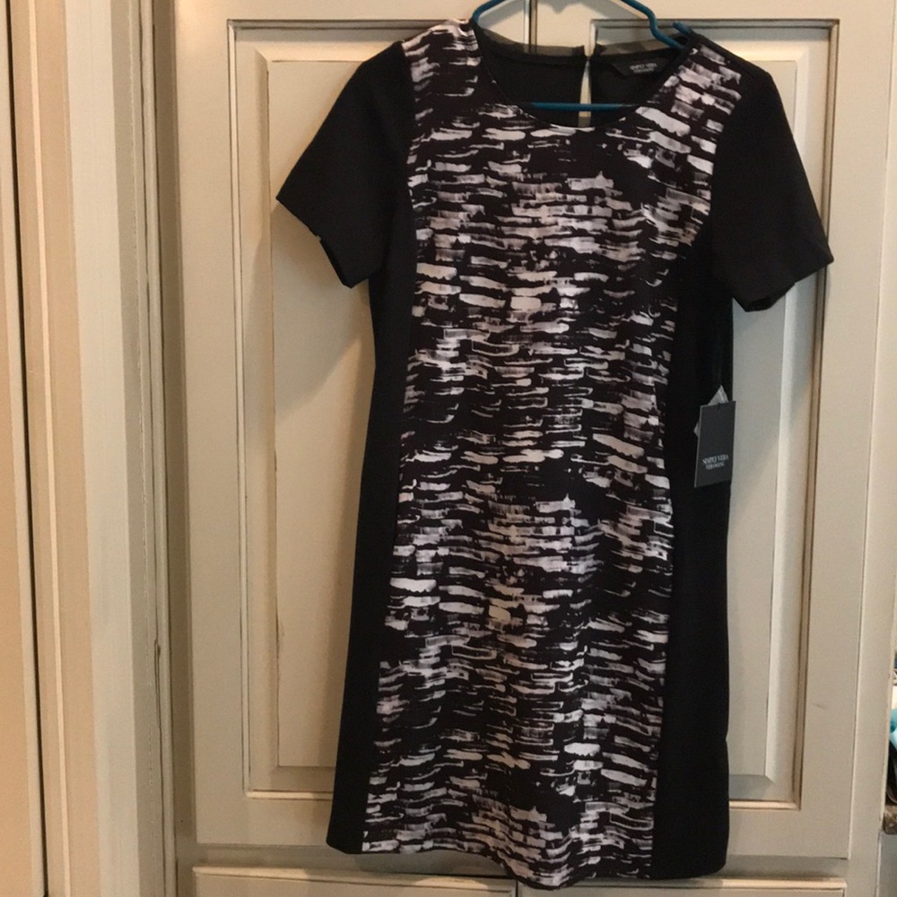 Vera Wang Simply Vera Black Dress